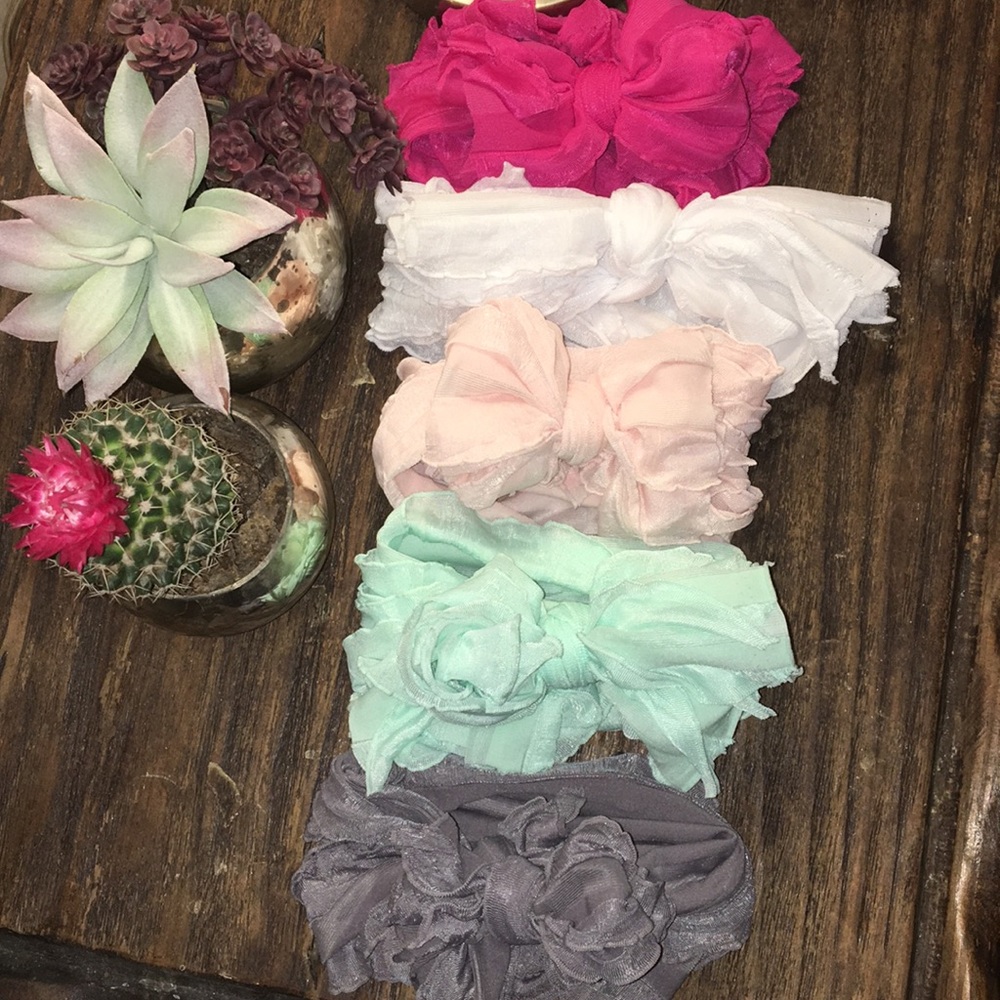Fringe bows